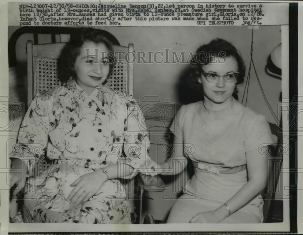 1958 Press Photo First Person In History Survives Birth Weight of Only 12-Ounces