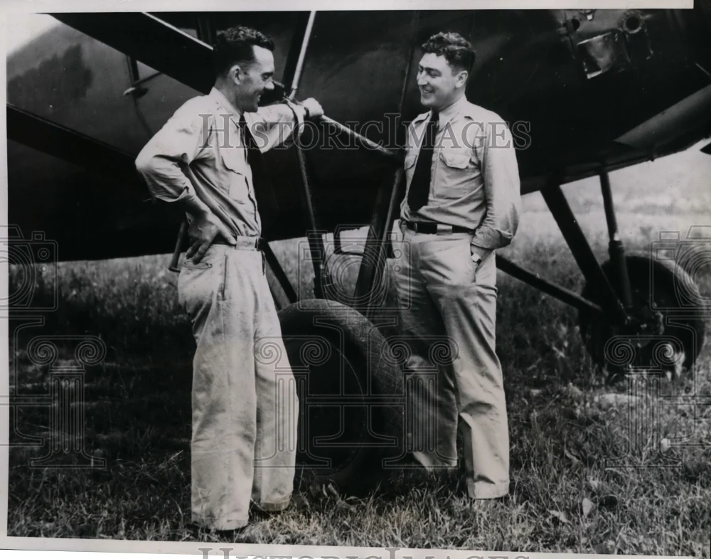 1935 Press Photo Kenneth Ringel, Ellis Frederich Prepare for Take off, Mt Hawley
