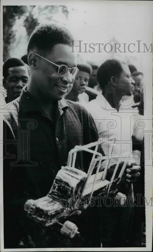 1961 Press Photo Colonel Joseph Mobutu Strongman of the Congo Visits Bolobo
