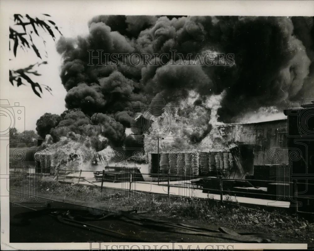 1938 Press Photo Explosion In Drying Room of W.R. Meadows Company Tar & Asphalt