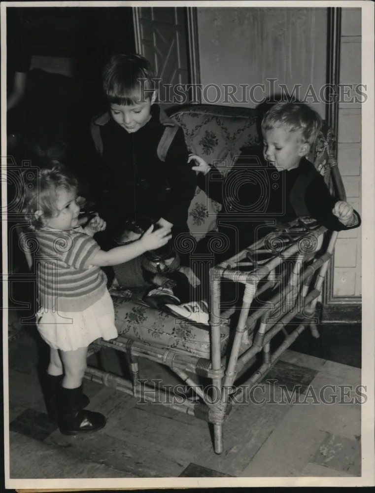 1940 Press Photo Kid Refugees From Orient Arrive in San Francisco via Ship Liner