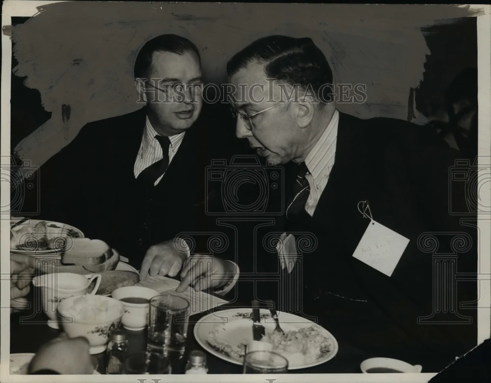 1939 Press Photo C.D. McVay, Paul W. Kridler at Farmer's Meeting, Ohio