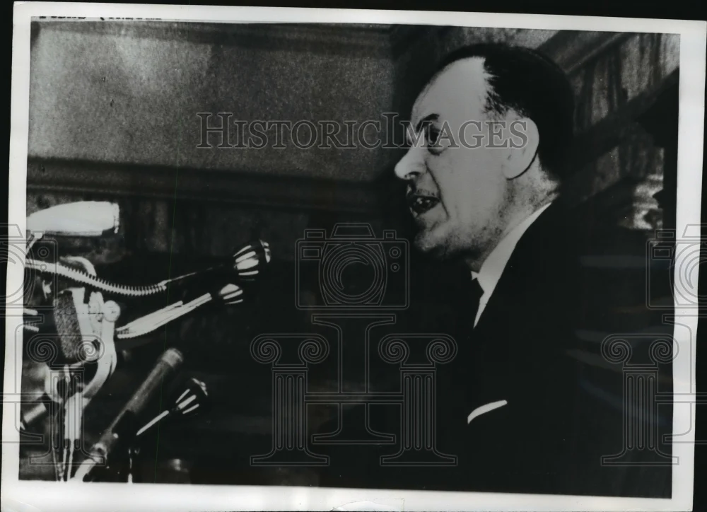 1968 Press Photo Greek Premier George Papadopoulos During News Conference