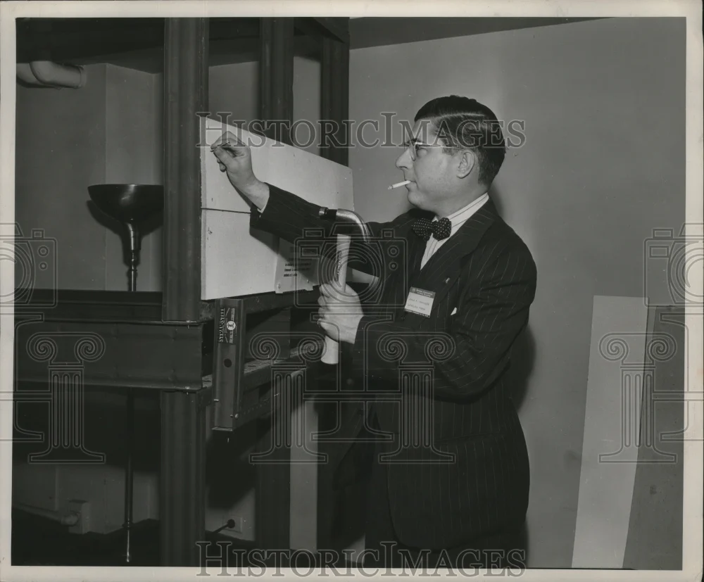 1948 Press Photo James K. Chandler, Cleveland Press Reporter - nef54035