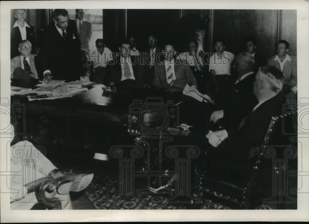 1952 Press Photo Gerald Ullman Represents Gasoline Retailers Association, Pa