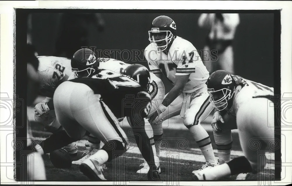 Press Photo Chiefs Steve DeBerg - nef63488