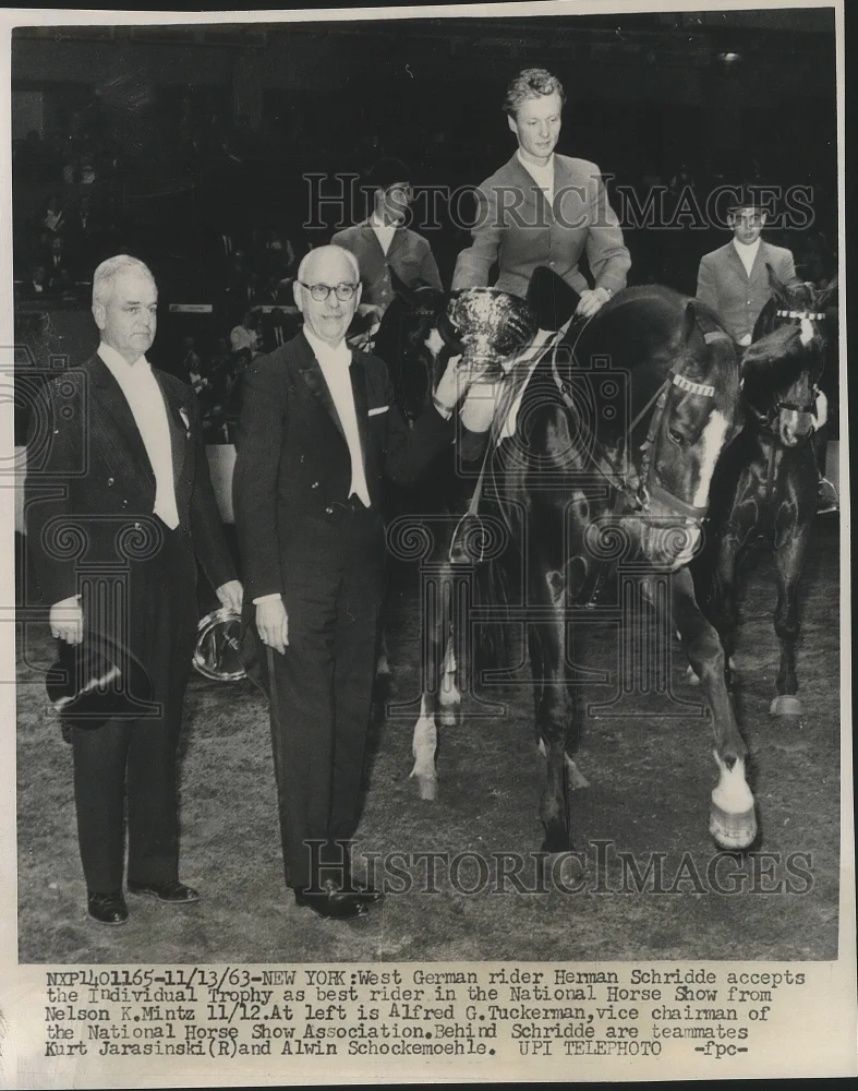 1963 Press Photo Herman Schridde at National Horse Show with Nelson K. Mintz