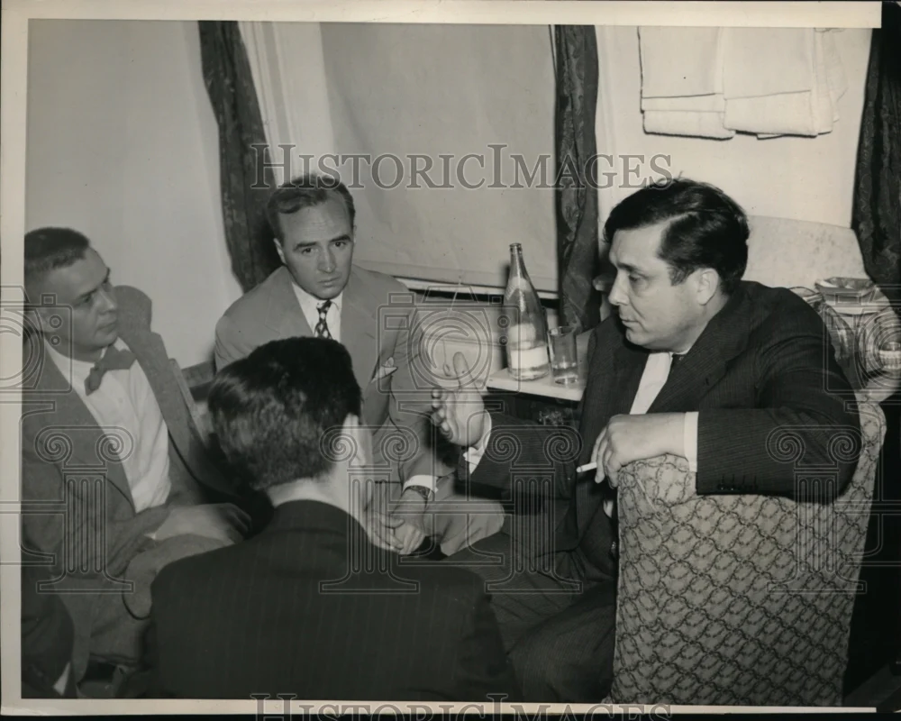 1940 Press Photo Wendell Willkie in Press Conference, Denver, Colorado
