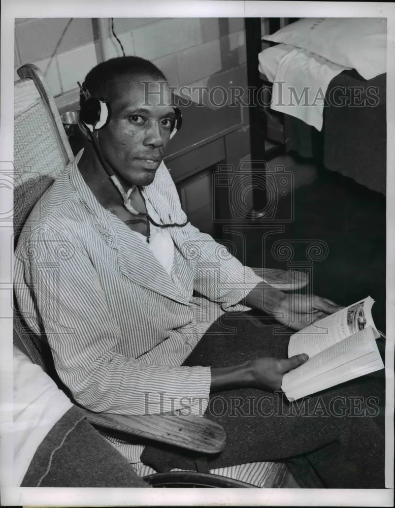 1952 Press Photo Paralyzed Convict John Long Can't Be Released from Prison