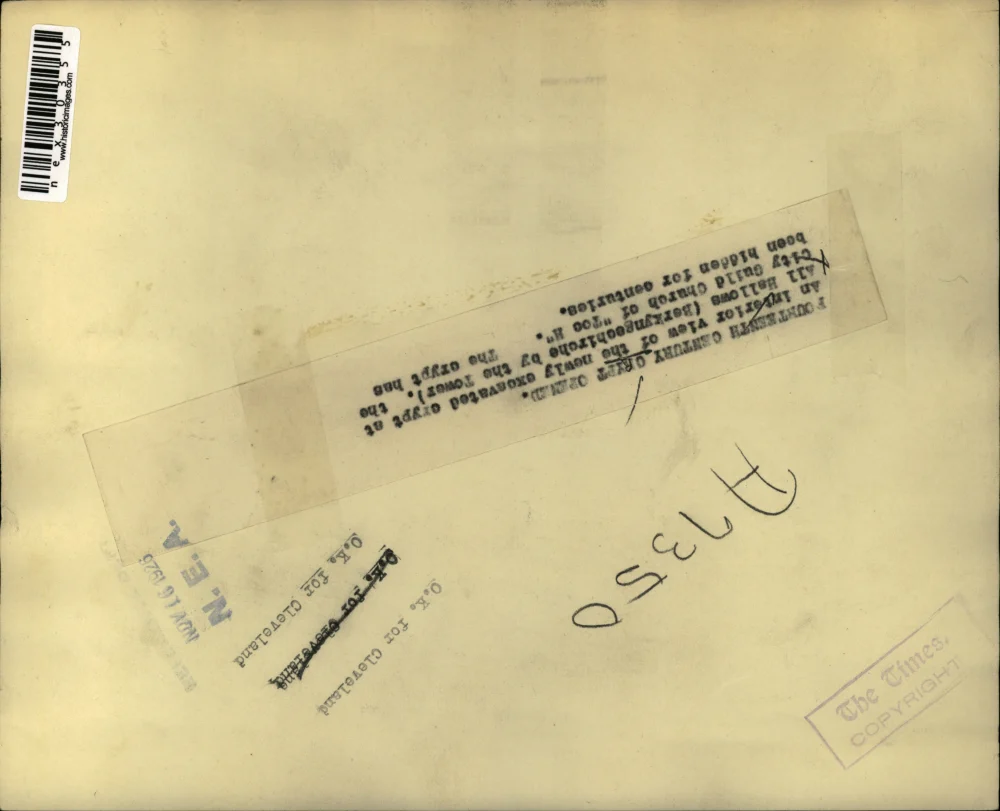 1926 Press Photo An Interior view of the newly excavated crypt - Image 2