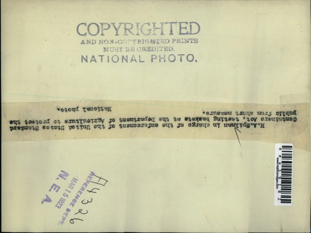 1923 Press Photo NA Spilman US Standard Containers Act a Dept of Agri - Image 2