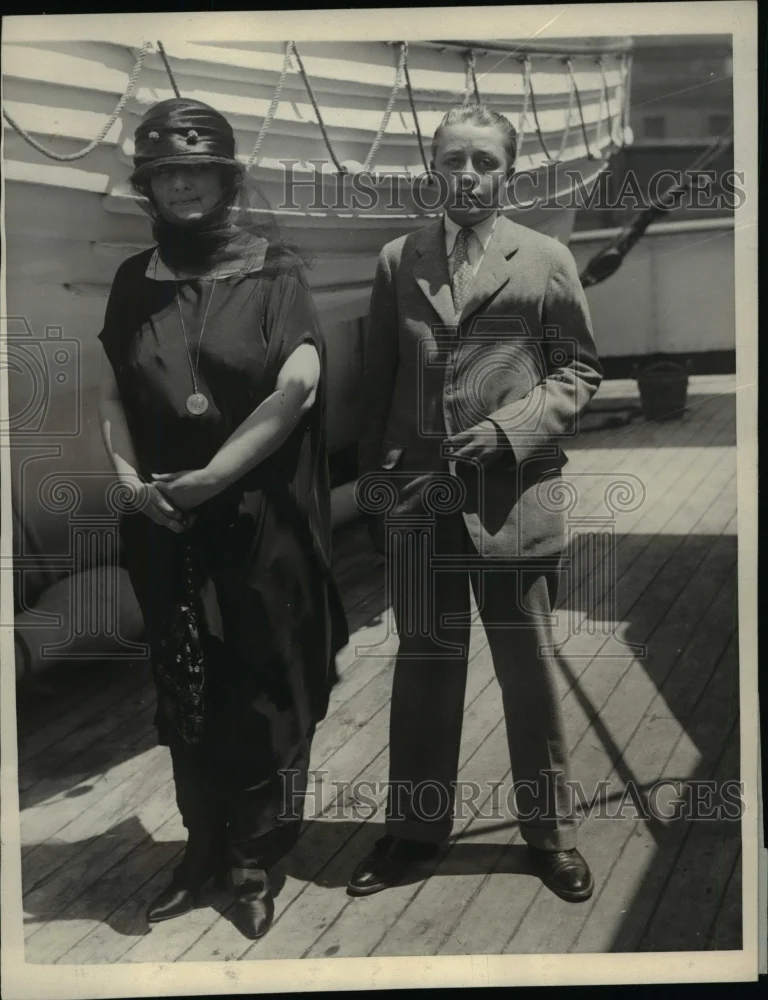1923 Press Photo Mrs Nelson O'Shaughnessy & son Elim on SS Pres Garfield