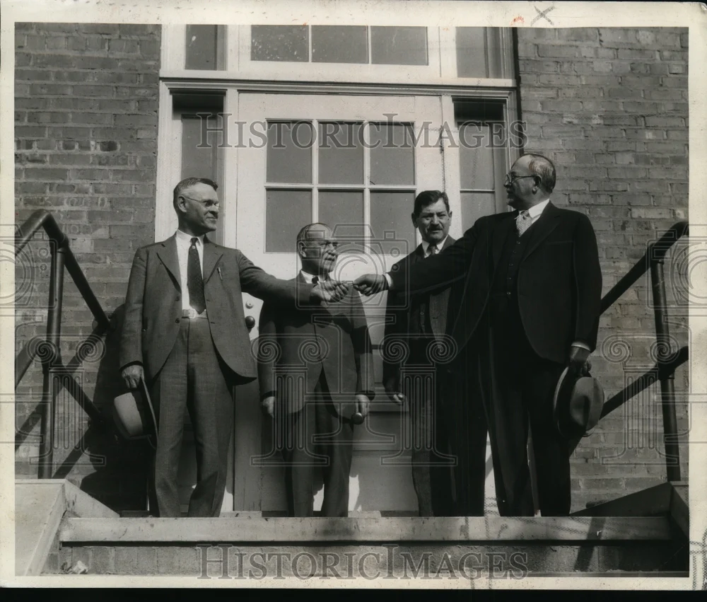 1930 Press Photo Jacob Walpaw Pres Orthodox Old Home, Louis Leponsky, Director