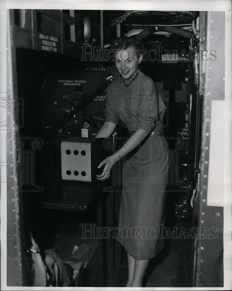 1953 Press Photo Patsy Scott & Airborne Recorder by North American Aviation Inc