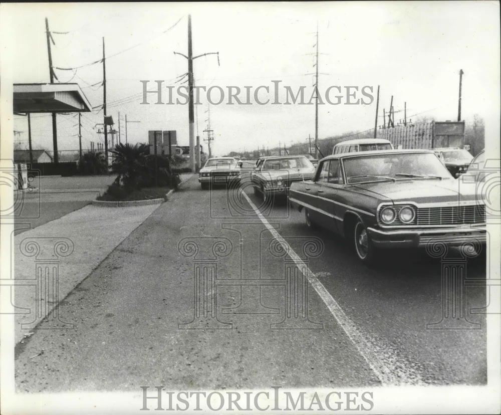 1975 Press Photo Airline Highway looking East at David Drive intersection