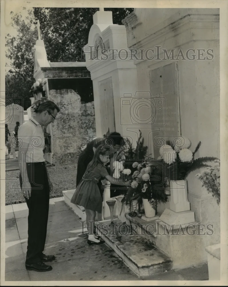 1961 Press Photo All Saints Day-Mr. & Mrs. Rodney B. Schumert Sr. & Kathy Mary.