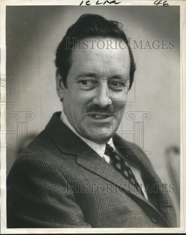 1969 Press Photo J.D.W. Blyth, President of Canada Dry at Fontainbleau Hotel