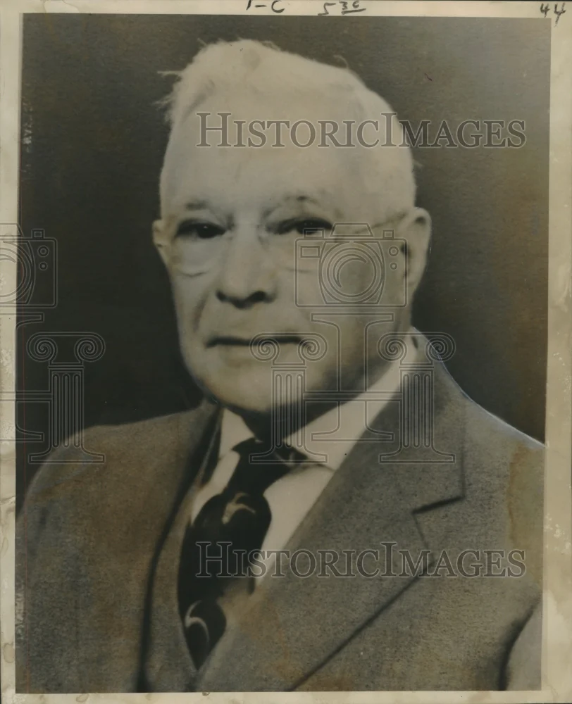 1954 Press Photo Portrait of George De Reyna - noa88202