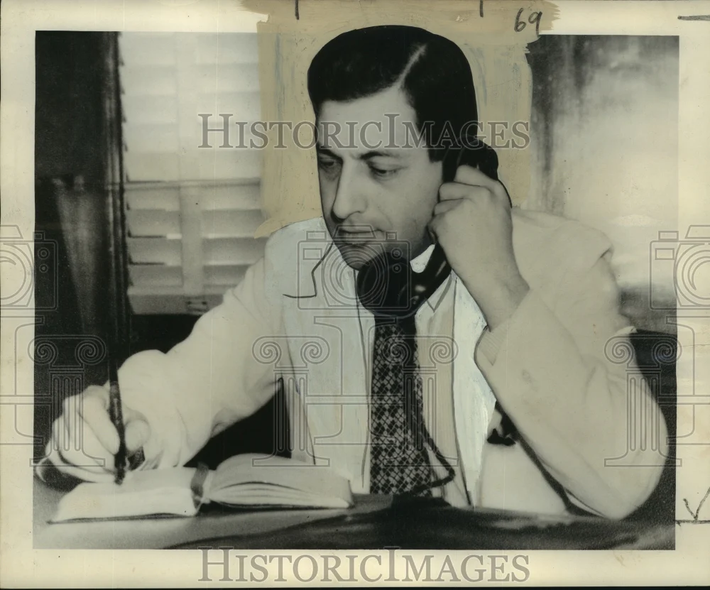 1950 Press Photo Eberhard P. Deutsch, Special Assistant to the Attorney General