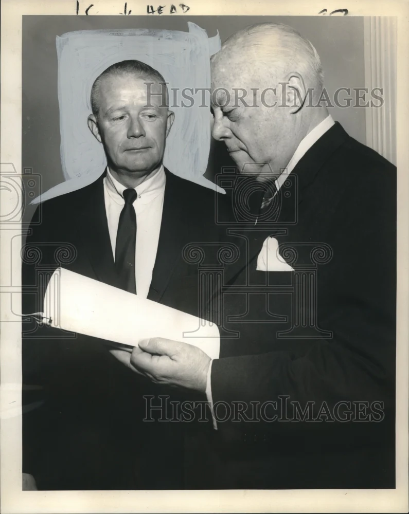 1966 Press Photo Lewis W. Dymond, president & chairman of Frontier Airlines