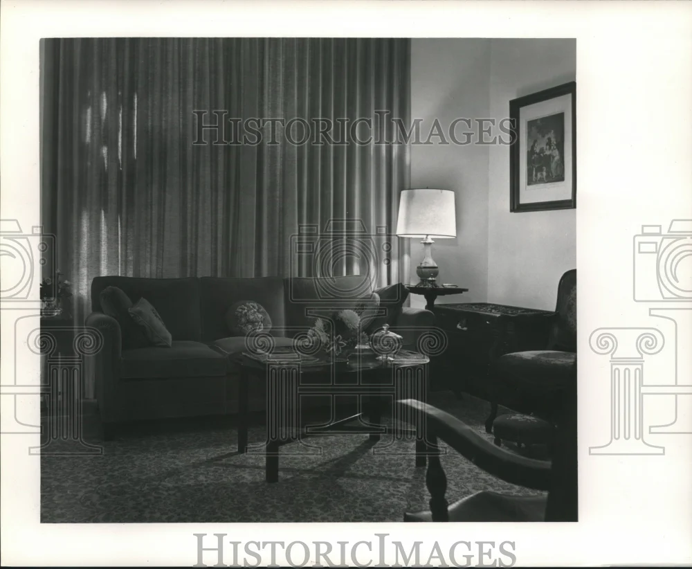 1963 Press Photo Living Room in George E. Fleming Home Overlooks Garden