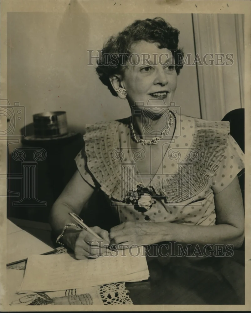 1958 Press Photo Miss Olga Gonthier - nob20332