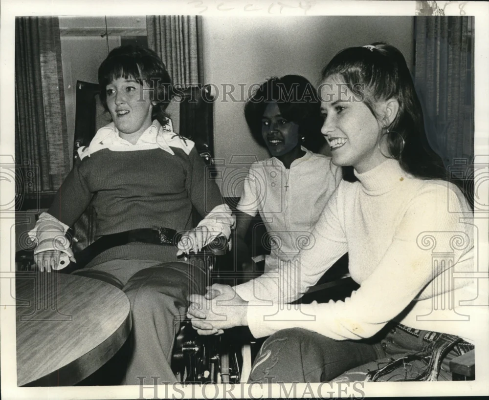 1973 Press Photo Quadriplegic released from hospital after 11-month stay