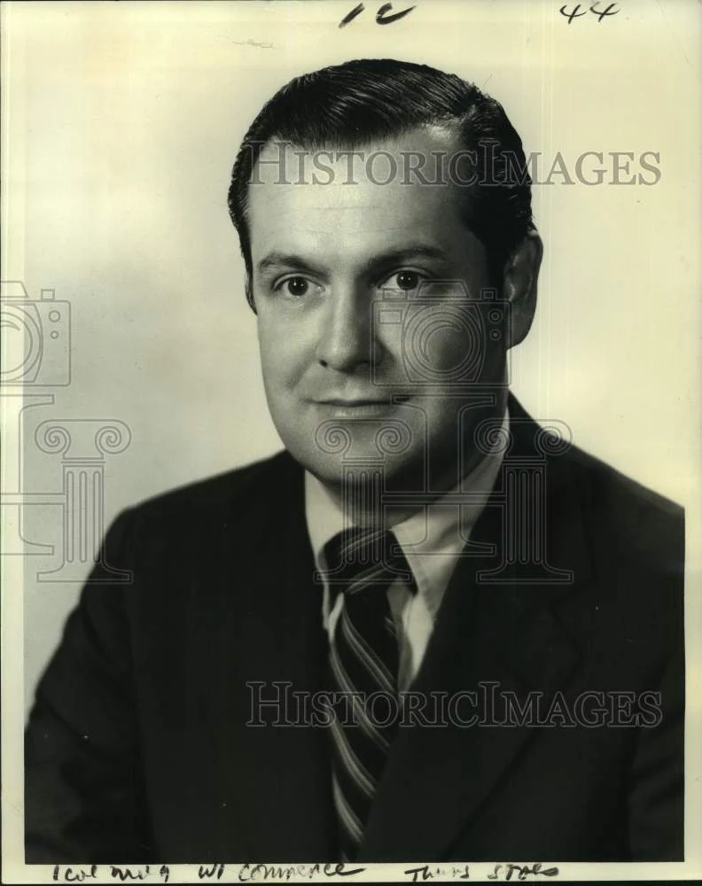 1973 Press Photo Dr. Sidney L. Jones, assistant secretary of Commerce