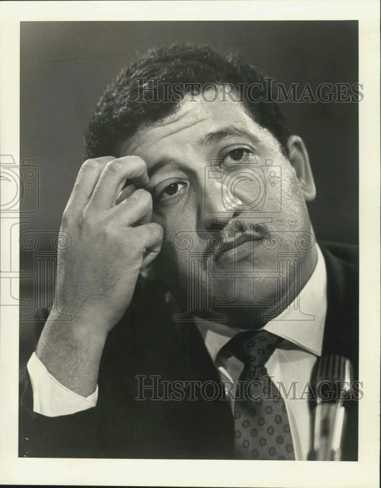 1988 Press Photo City Finance Director Paul Mitchell at City Council hearing