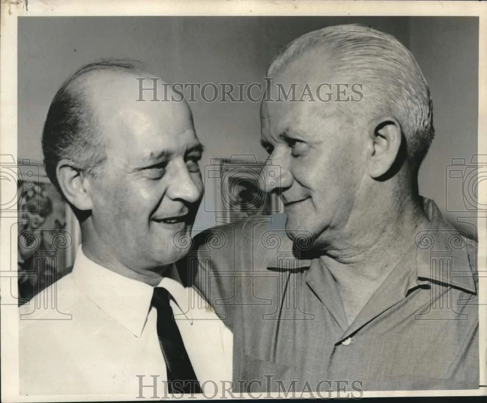 1967 Press Photo Brothers Walter And Herman Meinke Reunited After 40 Years