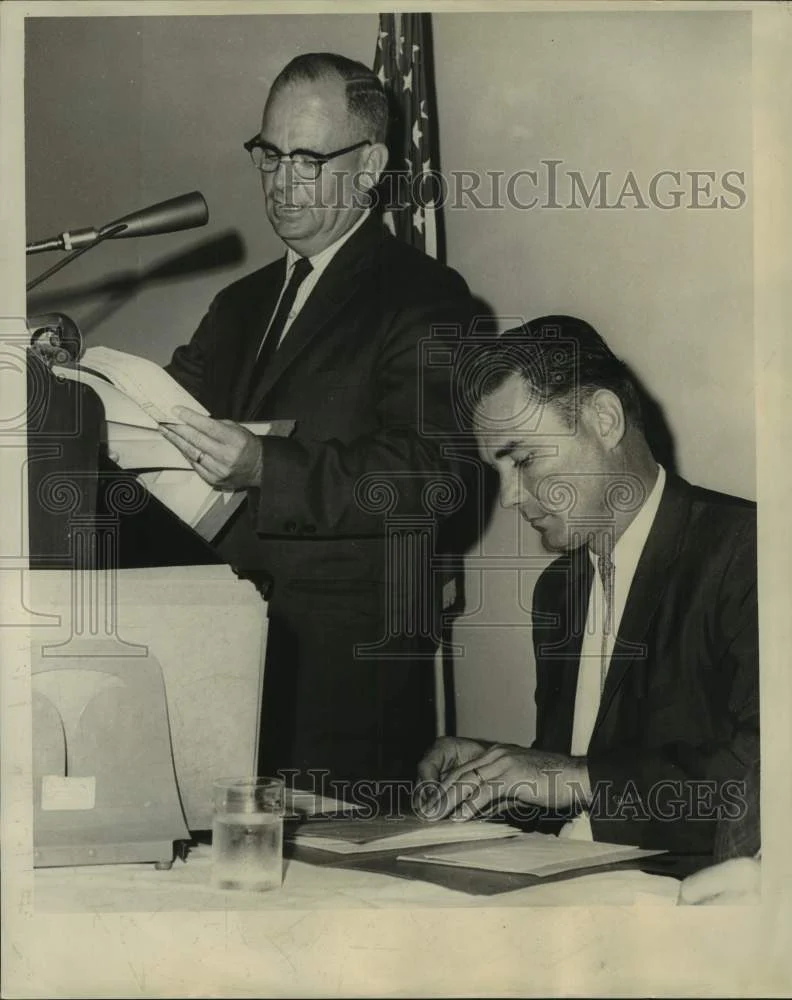 1966 Press Photo John Rankin & Thomas H. Hardy at Opening of Bids for Oil Lands