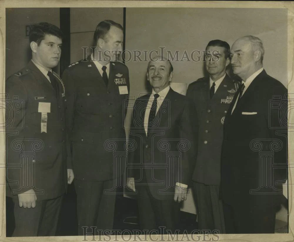 1969 Press Photo Attendees of the Air Force meeting held at the Jung Hotel.