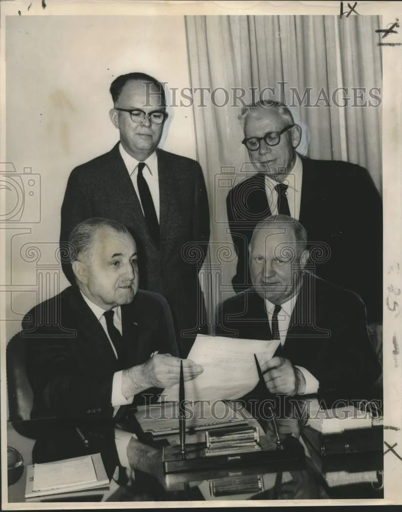 1963 Press Photo Brigadier General Francis A. Wool-Fley and Charity Hospital Men