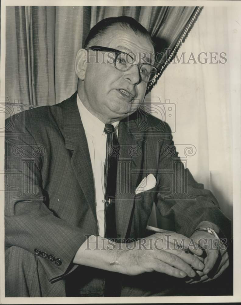 1962 Press Photo J.E. Wolfe, chief spokesman for nation's railroads - noc45077