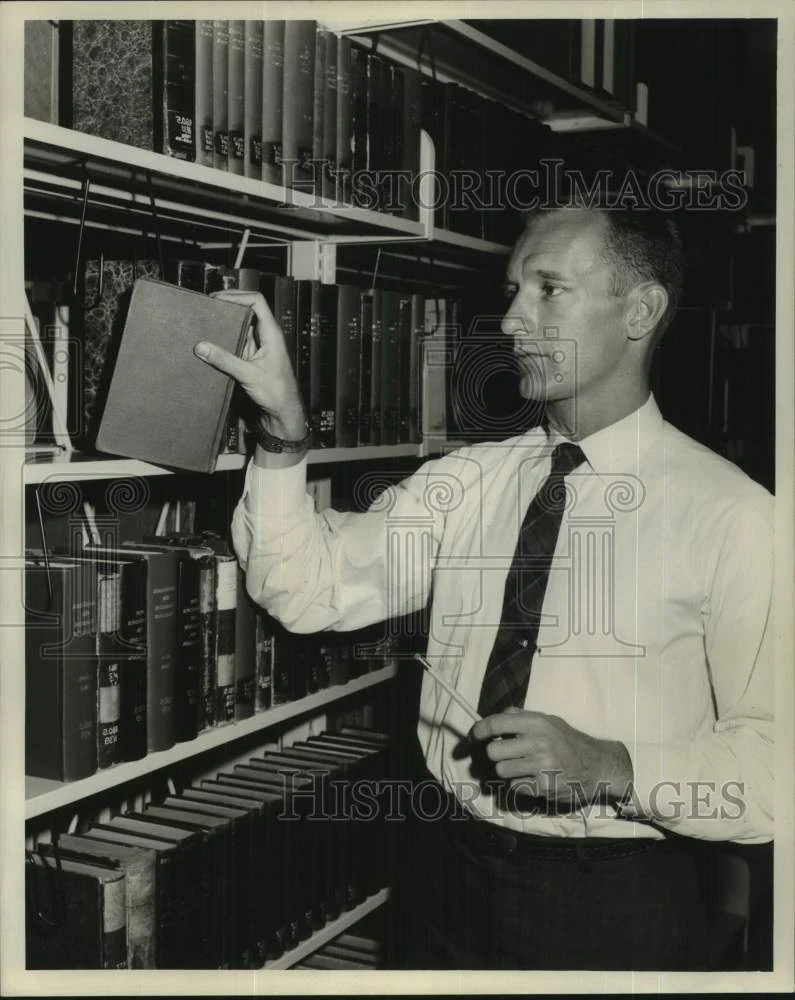 1960 Press Photo Roland Wingfield former Broadway dancer becomes student