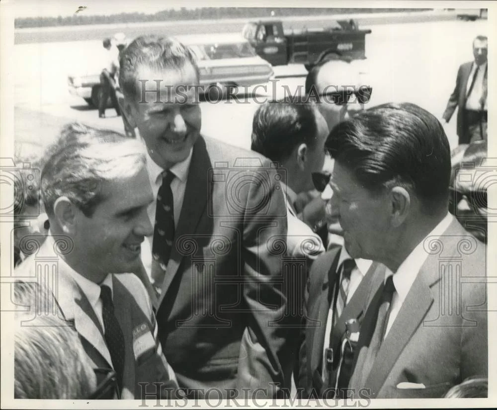 1968 Press Photo Governor Ronald Reagan and Treen in New Orleans Airport