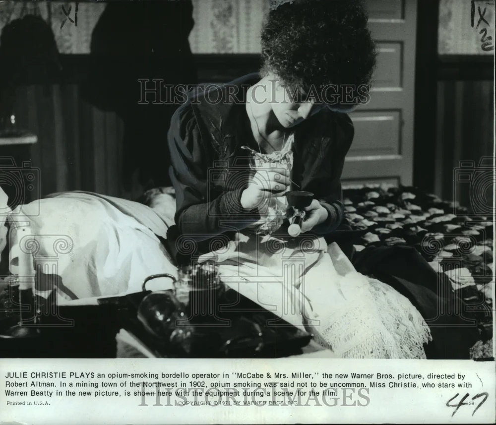 1971 Press Photo Actress Julie Christie in Joy Theater's "McCabe & Mrs. Miller"