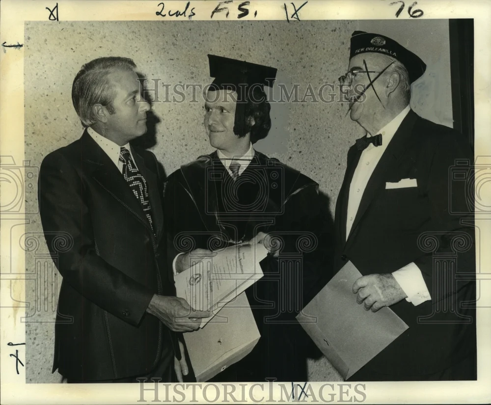 1973 Press Photo Gov. Edwin Edwards & Dr. Gerome Goldstein- Honorary Degree