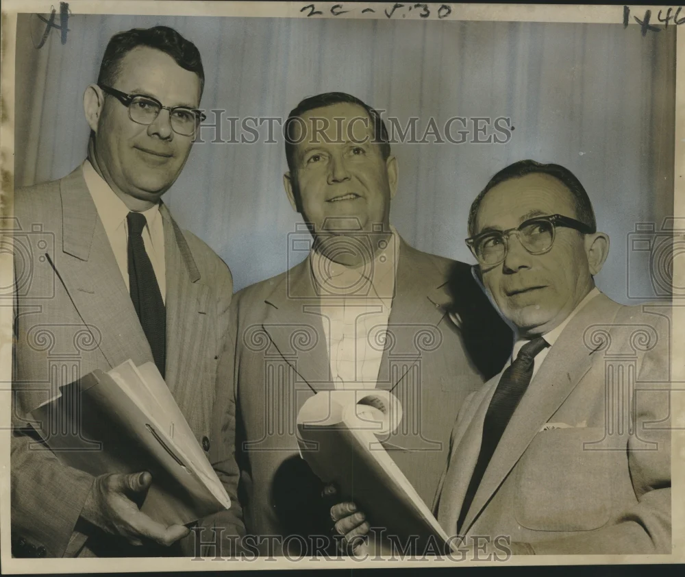 1955 Press Photo Painting & Decorating Contractors Conferees in New Orleans