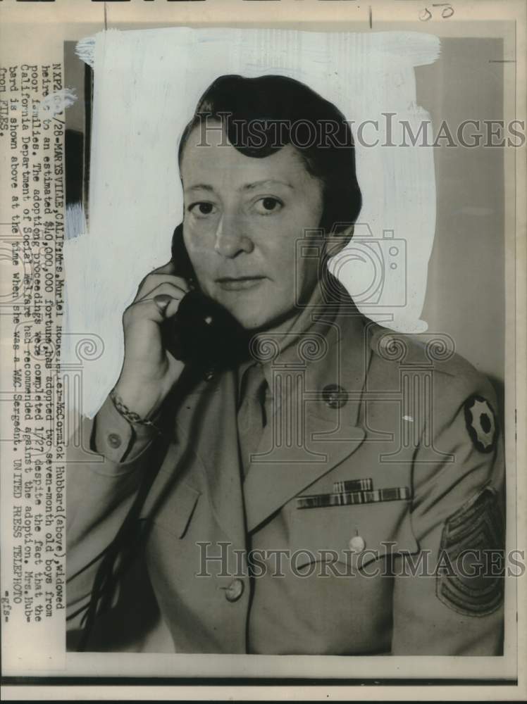 1954 Press Photo Heiress Mrs. Muriel Rockefeller-McCormick Hubbard adopts boys