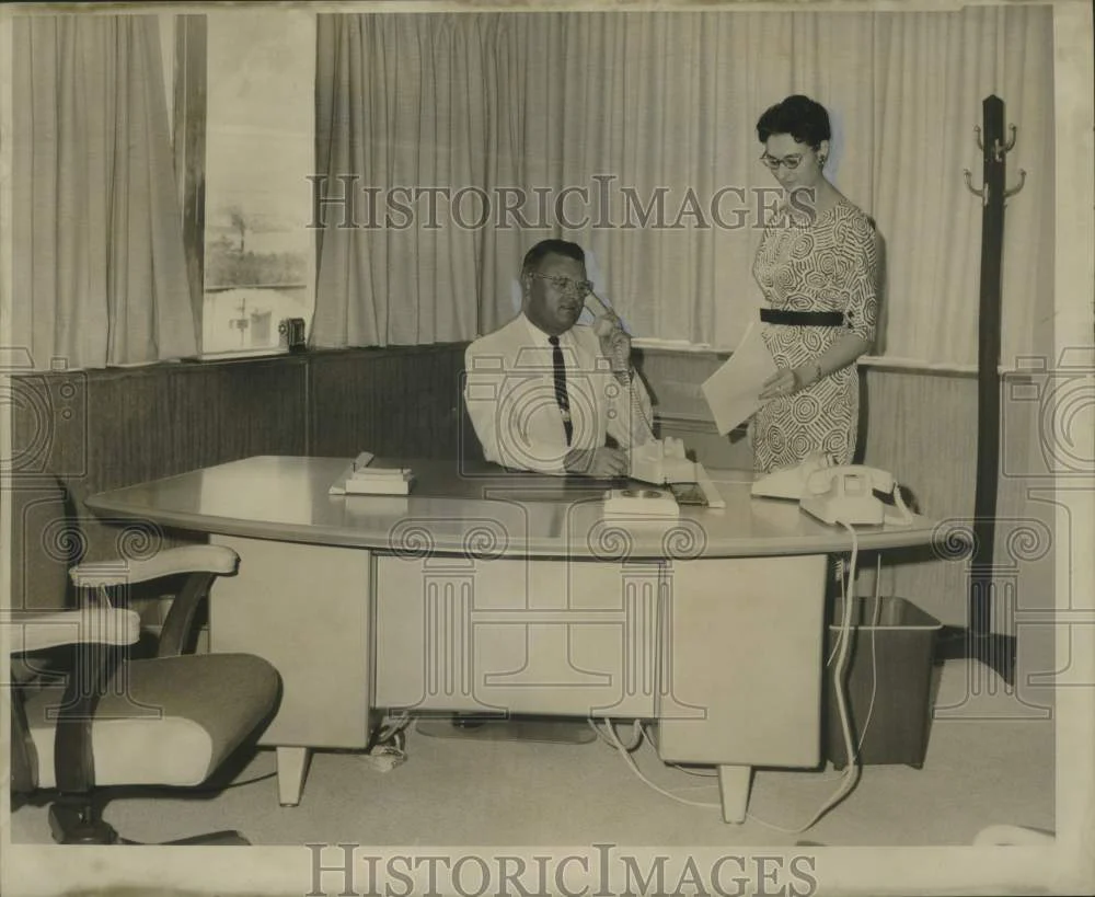 1962 Press Photo Jefferson Parish Council President Cullen Schouest, Secretary