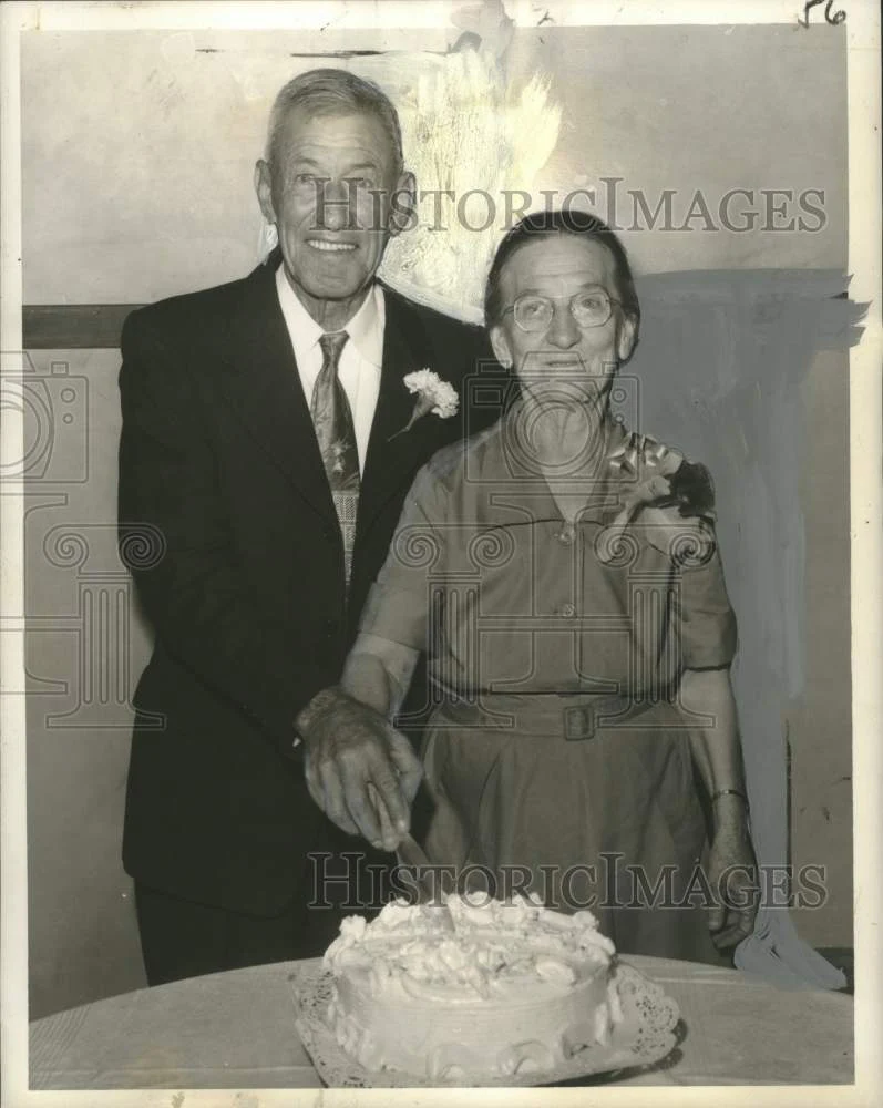1957 Press Photo Mr. and Mrs. Edward Knower Sr.'s 50th Wedding Anniversary