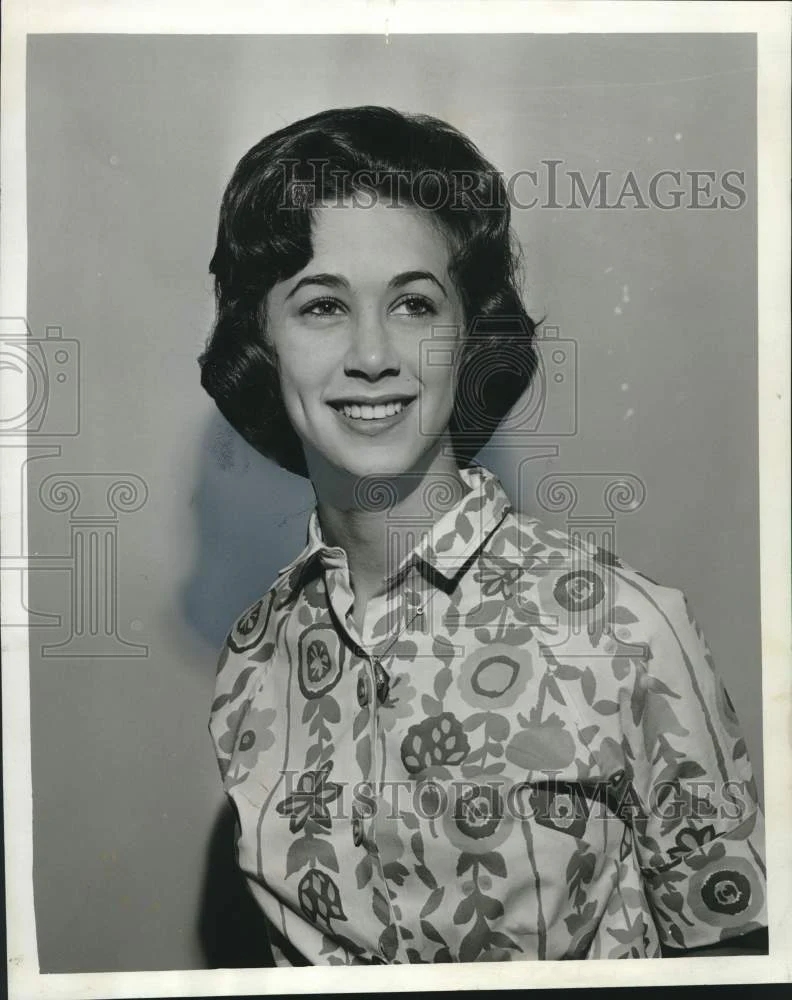 1963 Press Photo Melanie Mintz of New Orleans, vice-president of Temple Youth