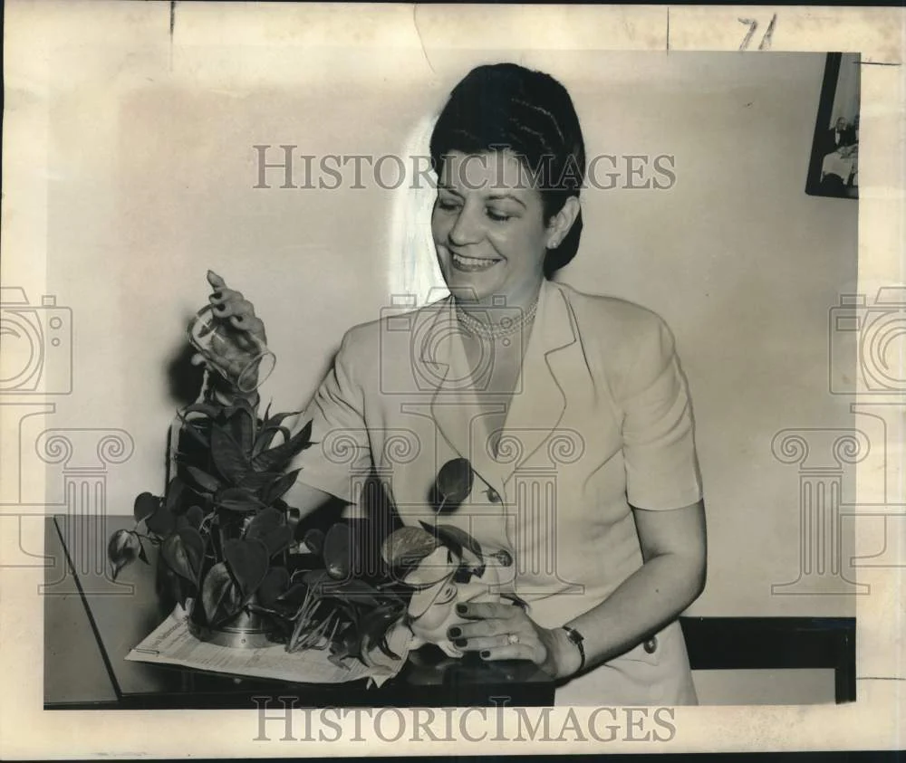 1950 Press Photo Jeanne Montault Insurance Women of New Orleans President