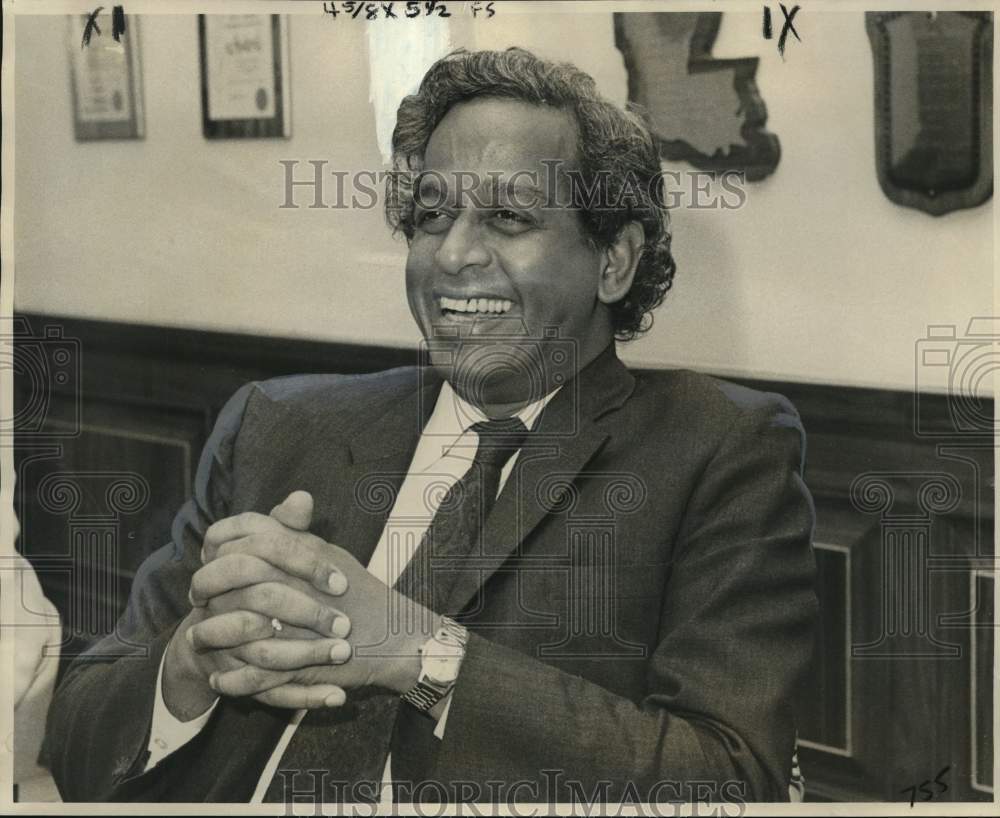 1976 Press Photo Ambassador A.P. Venkateswaran of India during interview.