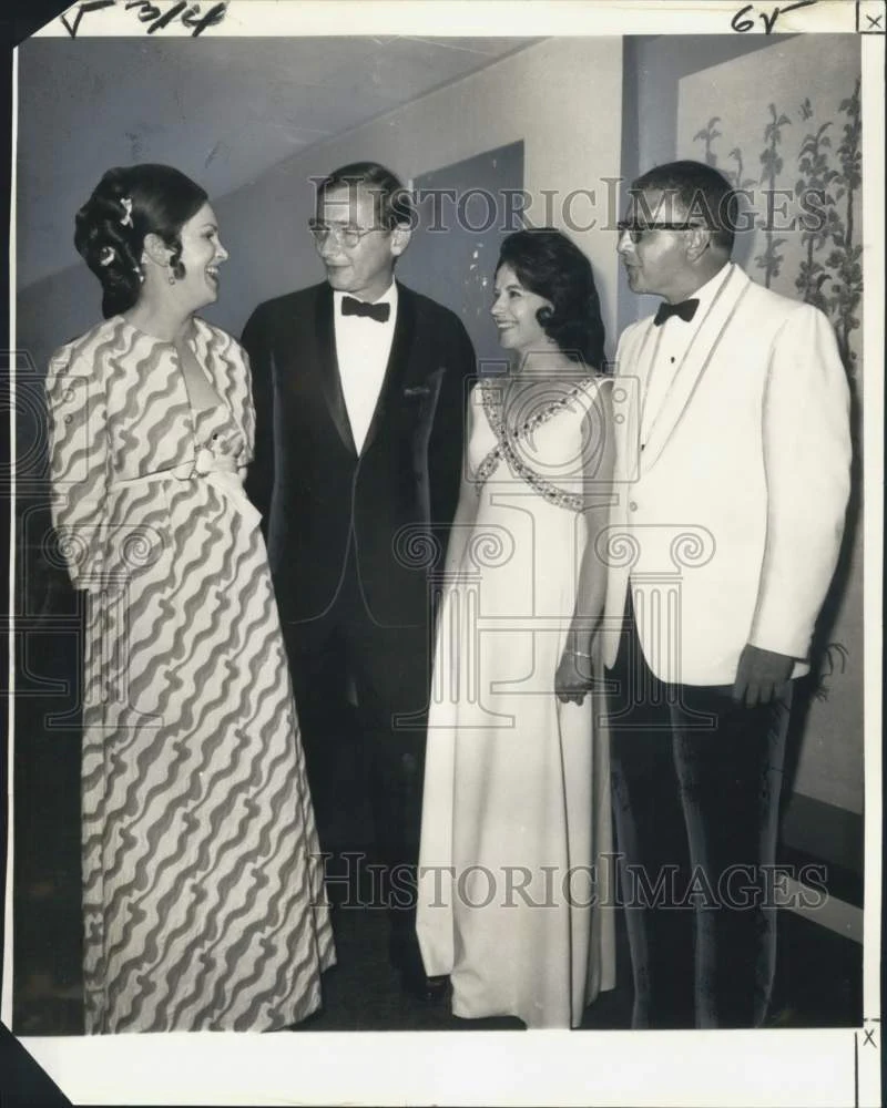 1969 Press Photo Delegates attend benefit charity ball at Suburban Country Club