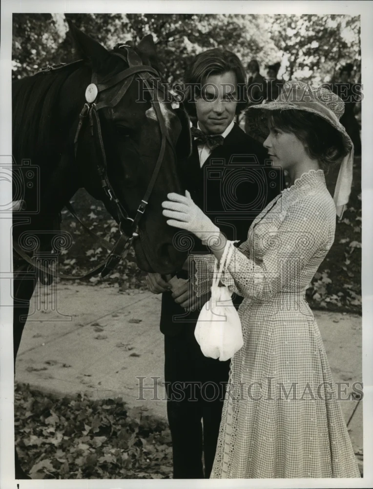 1978 Press Photo Edward Albert & Glynnis O'Connor star in Black Beauty, on NBC.