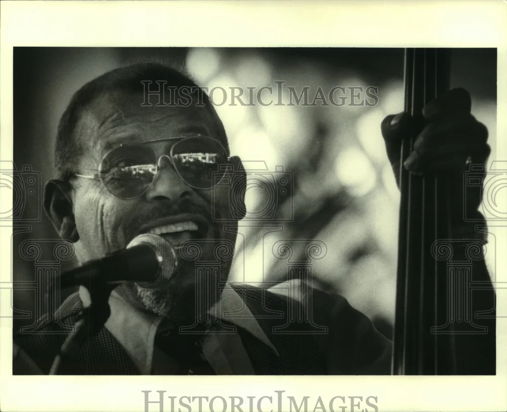 1979 Press Photo Louis Cottrell's Jazz Band performing at New Orleans Hilton.