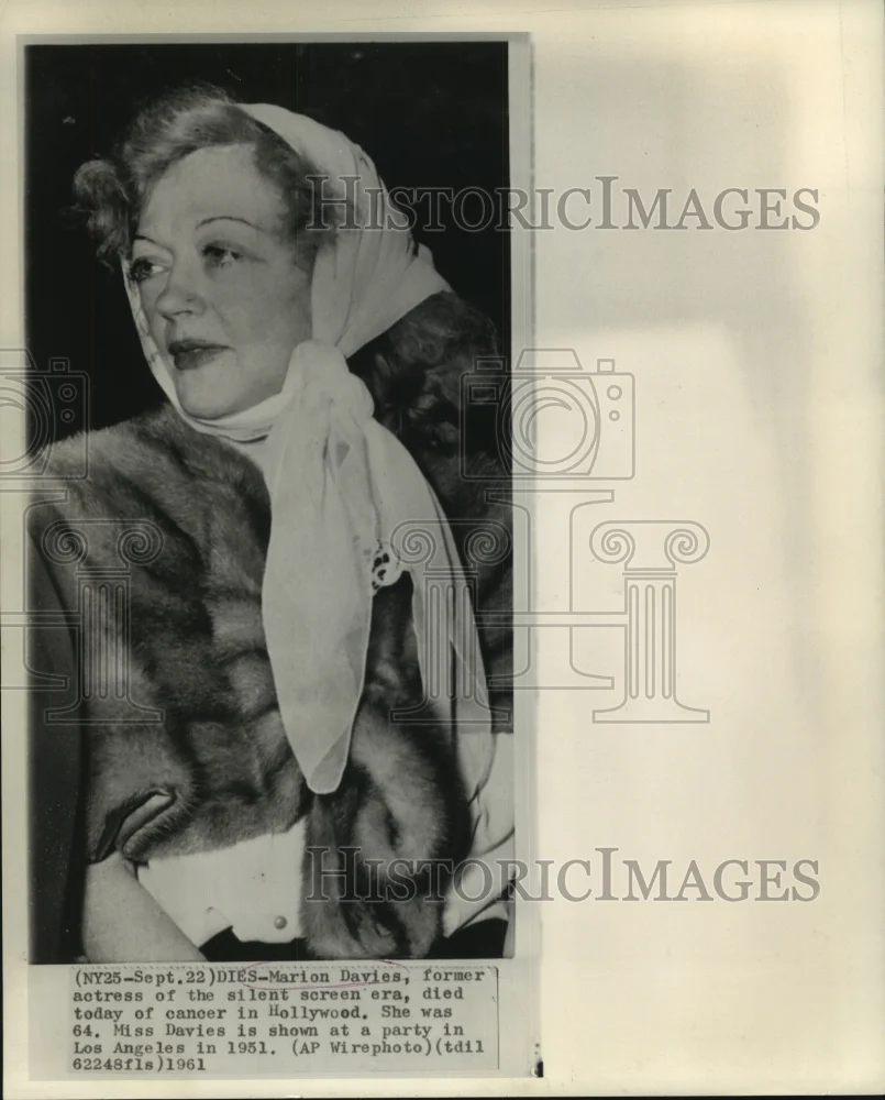 1951 Press Photo Silent screen actress Marion Davies at Los Angeles party/1951.