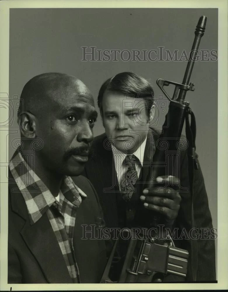 1979 Press Photo Louis Gossett Jr. and Joe Don Baker in "To Kill A Cop"